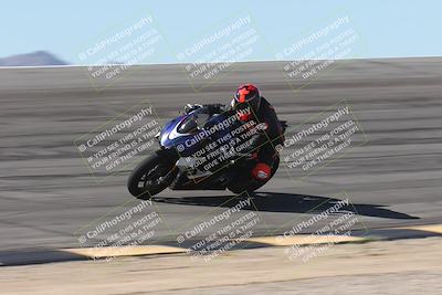 media/Oct-13-2025-Moto Forza (Mon) [[a66d839500]]/3-B Group/Session 2 (Bowl)/